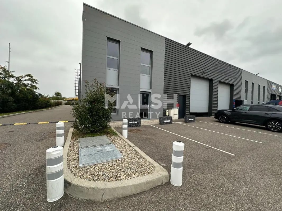 Bureau dans Genas à louer Photo de l’immeuble– Image 1 sur 14