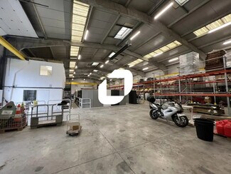 Plus de détails pour Bureau, Local d'activités à louer