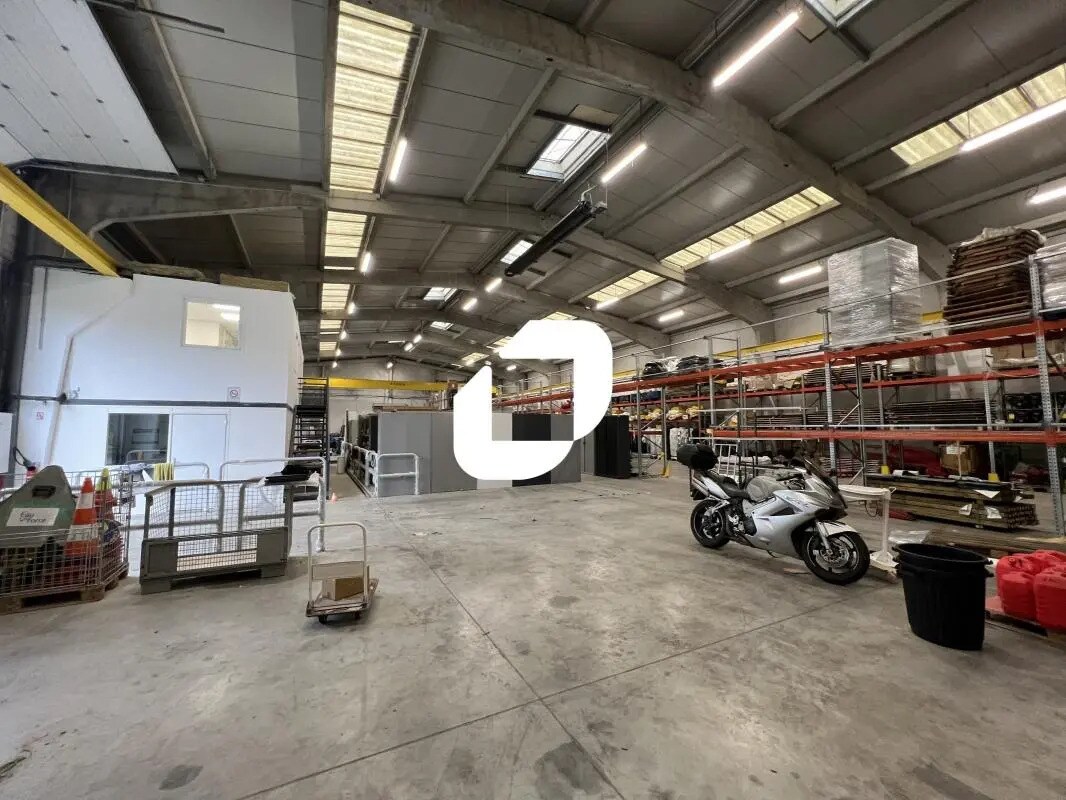 Bureau dans Templeuve-en-Pévèle à louer Photo de l’immeuble– Image 1 sur 19