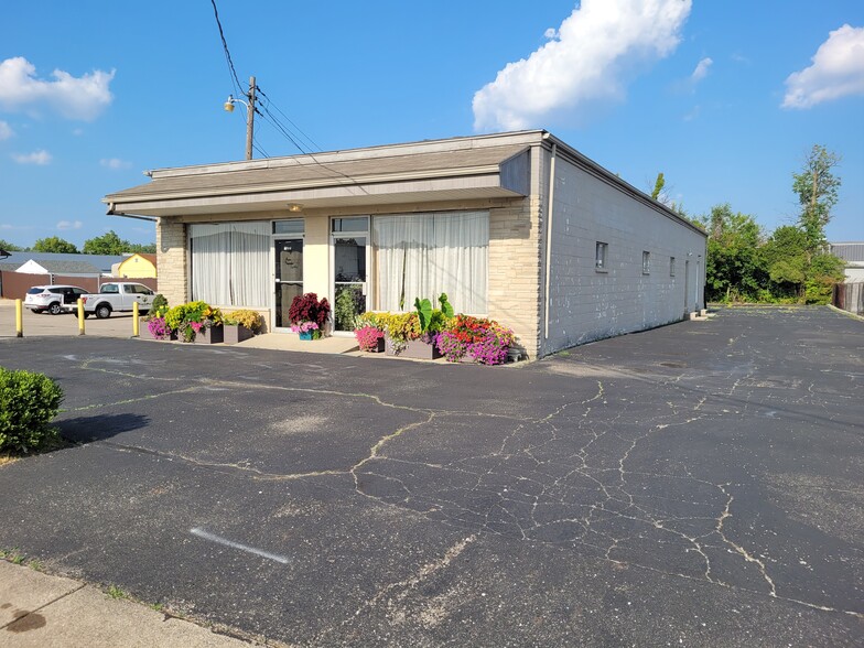 5098 Wadsworth Rd, Dayton, OH à vendre - Photo de l’immeuble – Image 1 sur 15