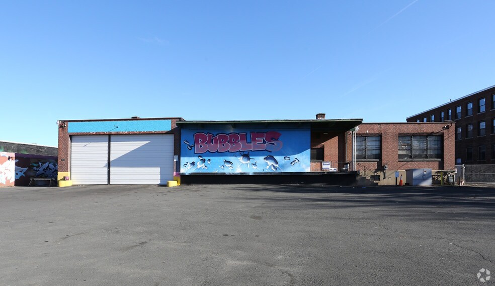 726 Windsor St, Hartford, CT à vendre - Photo de l’immeuble – Image 3 sur 3