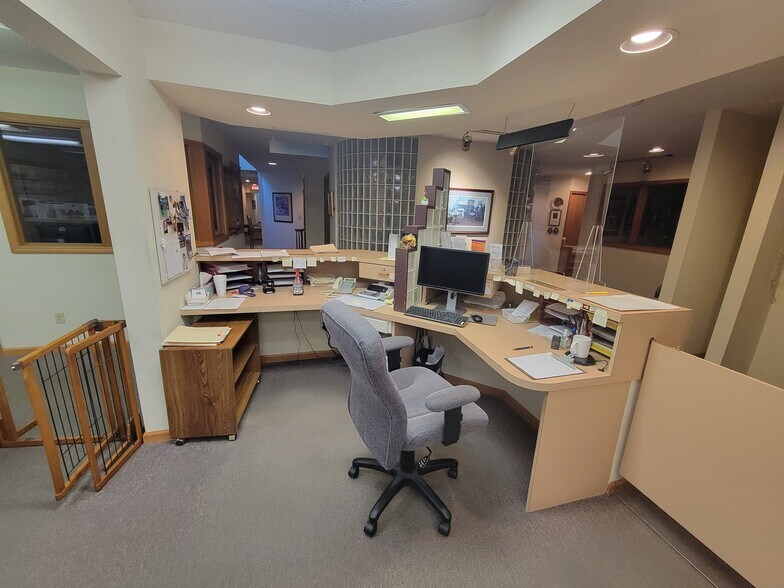 540 Hospital Dr, Clyde, NC à vendre - Photo de l’immeuble – Image 3 sur 17