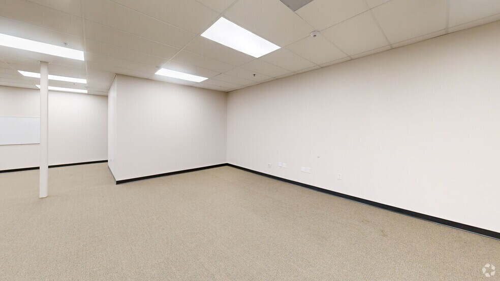100 S Anaheim Blvd, Anaheim, CA à louer - Numérisation 3D Matterport – Image 2 sur 13