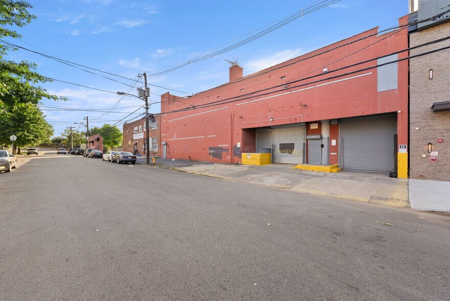 122-128 N 11th St, Newark, NJ à vendre - Photo de l’immeuble – Image 2 sur 15
