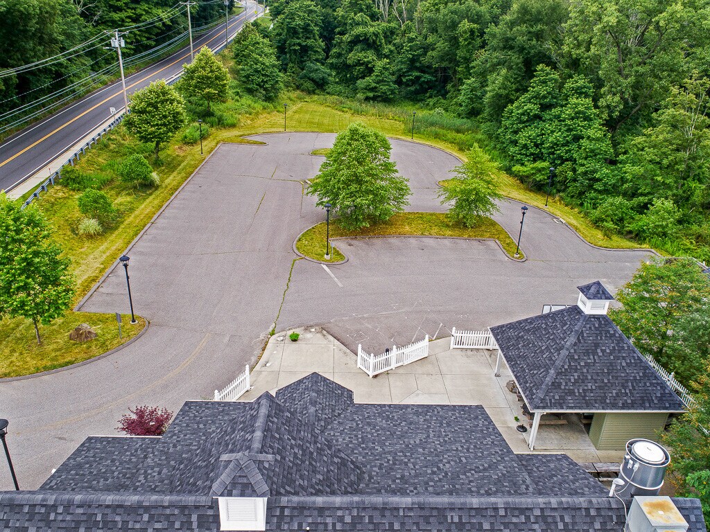 1384 Main St, Coventry, CT à louer Aérien– Image 1 sur 2