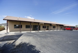 Plus de détails pour 20424 Brian Way, Tehachapi, CA - Local commercial à louer