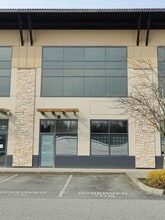 19140 28th Ave, Surrey, BC à louer Photo de l’immeuble– Image 1 sur 18