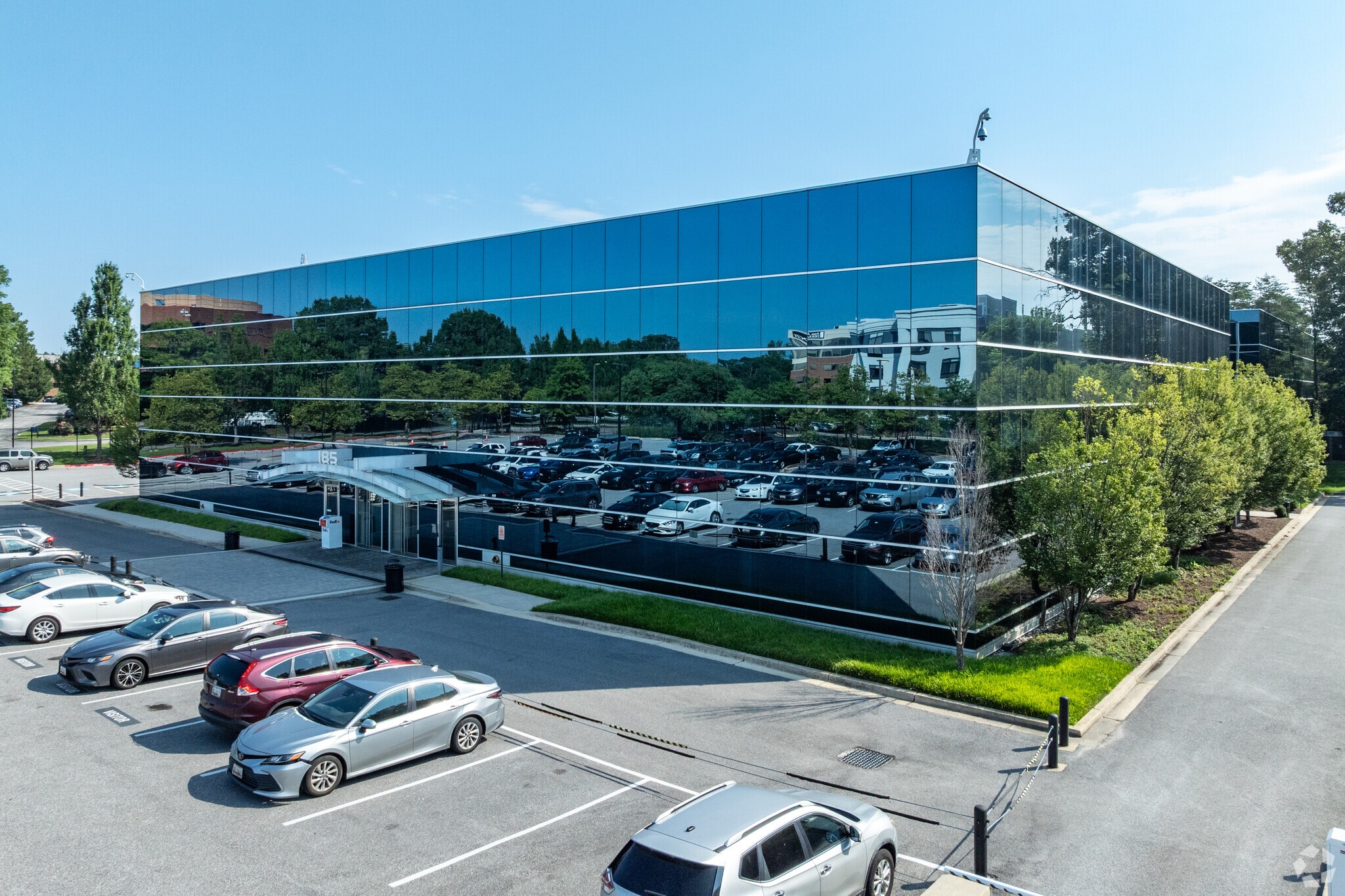 185 Admiral Cochrane Dr, Annapolis, MD à louer Photo principale– Image 1 sur 6