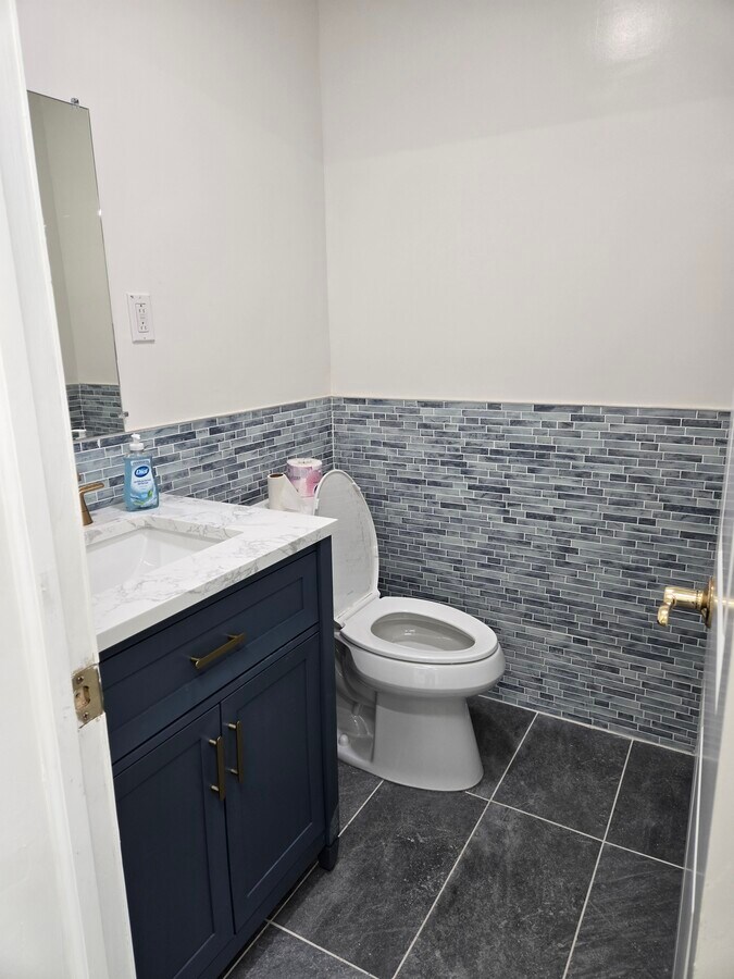 95 Madison St, New York, NY 10002 - Lot Comm - - Photo intérieure - Image 1 of 7