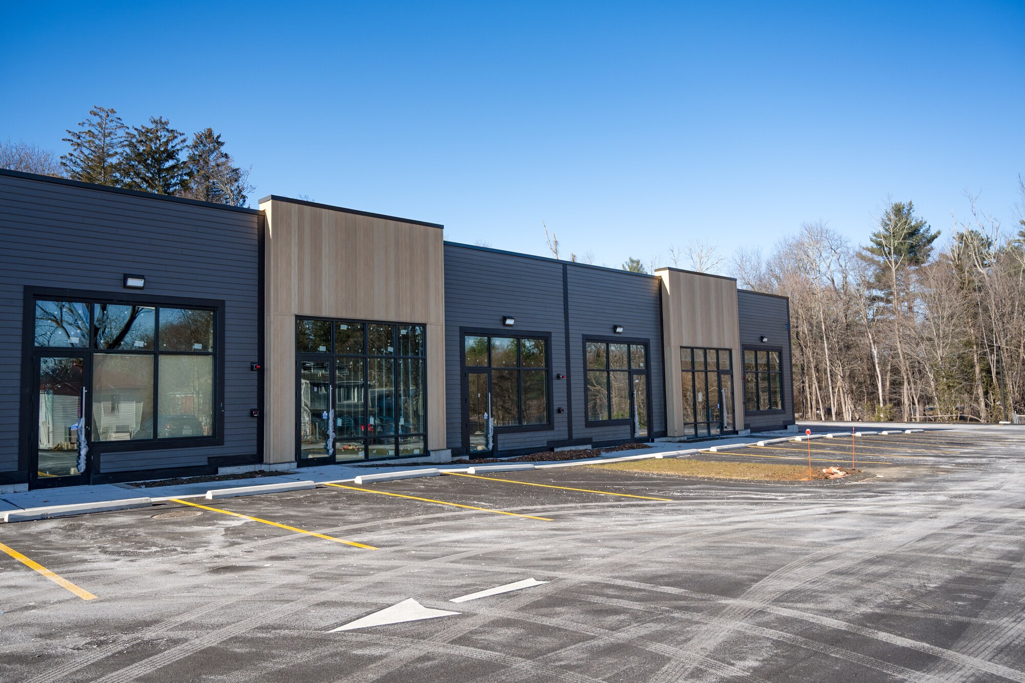 627 Pleasant St, Brockton, MA à louer Photo principale– Image 1 sur 15