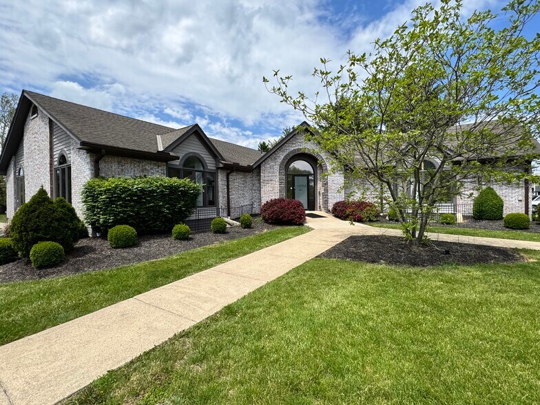 3500 Snouffer Rd, Columbus, OH à louer - Photo de l’immeuble – Image 1 sur 3