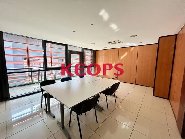 1 Rpt De Flotis, Saint-Jean à louer - Photo de l’immeuble – Image 3 sur 13