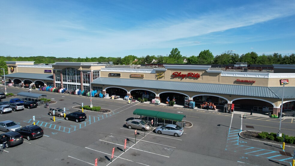 2909 Washington Rd, Parlin, NJ à louer - Photo de l’immeuble – Image 1 sur 7