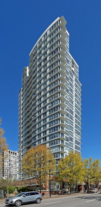 Plus de détails pour 939 Expo Blvd, Vancouver, BC - Logement à vendre