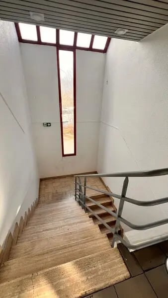 Plus de détails pour Local d'activités à louer