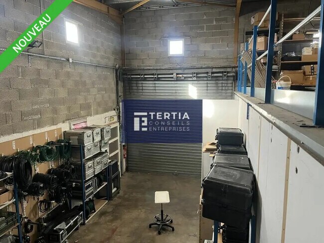 Plus de détails pour Bureau, Local d'activités à louer