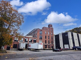 Plus de détails pour 2 Mill St, Cornwall, NY - Industriel/Logistique à vendre