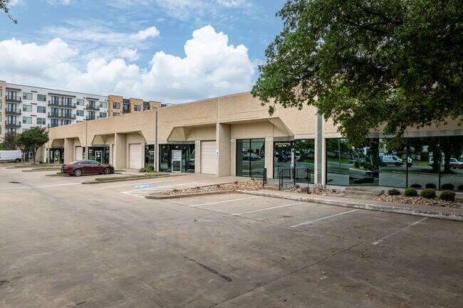 Plus de détails pour 2020 Rutland Dr, Austin, TX - Local d'activités, Industriel/Logistique à louer
