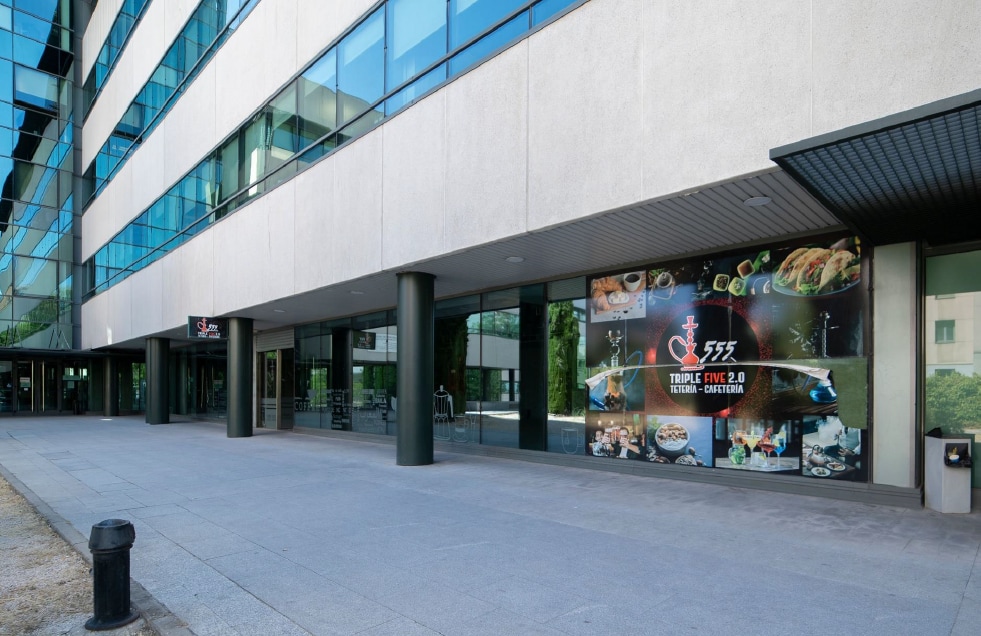 Madrid, MAD 28037 - - - Photo intérieure - Image 1 of 1