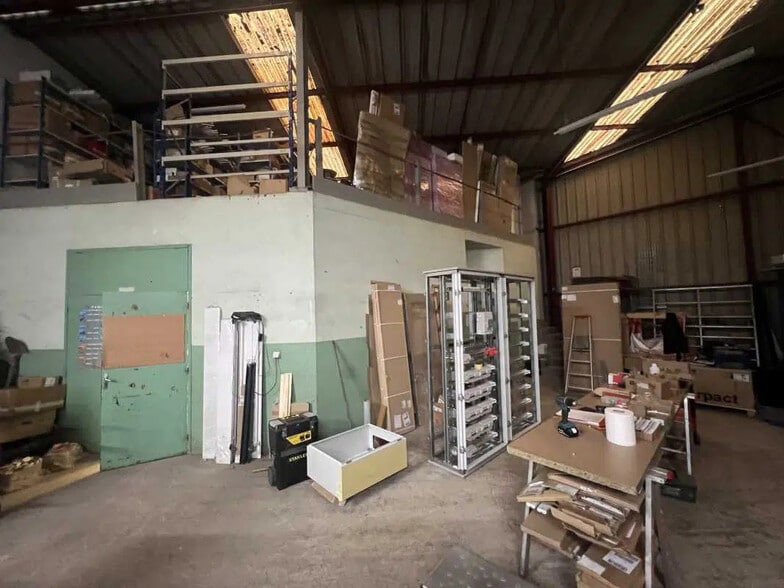 Local d'activités dans Beautiran à vendre - Photo intérieure – Image 3 sur 6