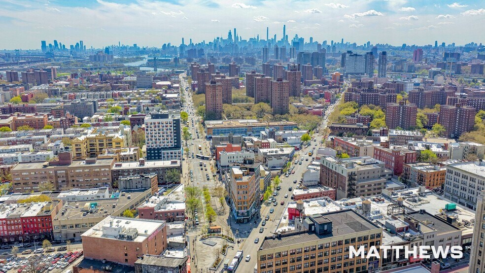 509 Willis Ave, Bronx, NY à vendre - Photo de l’immeuble – Image 2 sur 4