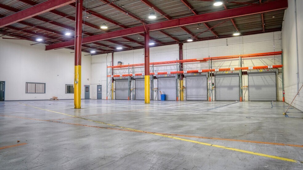 85 Harbor Rd, Port Washington, NY à louer - Photo intérieure – Image 3 sur 4