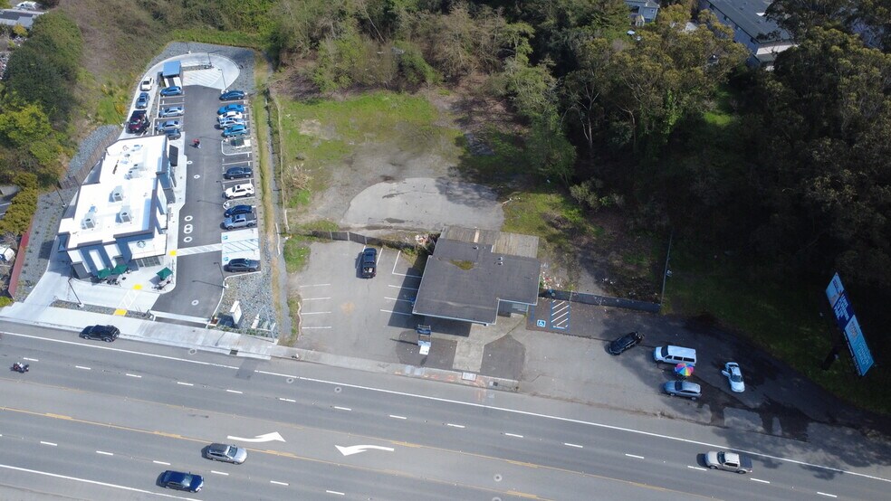 2431 Broadway, Eureka, CA à louer - Photo de l’immeuble – Image 3 sur 7