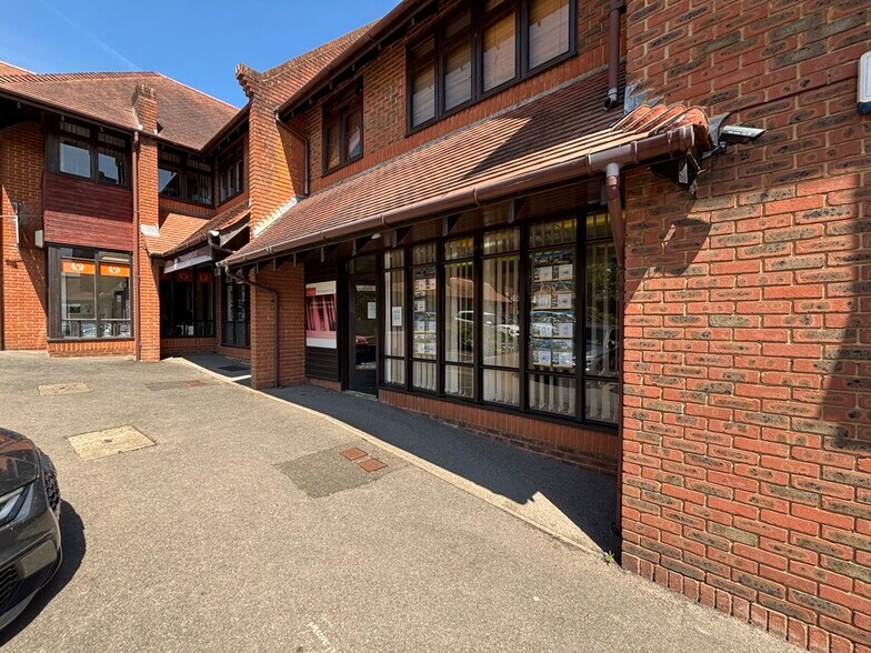 Grassmere Way, Waterlooville à louer - Photo de l’immeuble – Image 3 sur 4