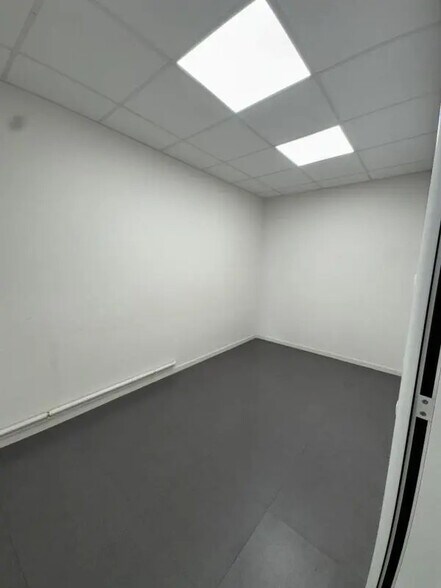 Bureau dans Marquette-lez-Lille à louer - Photo de l’immeuble – Image 2 sur 4