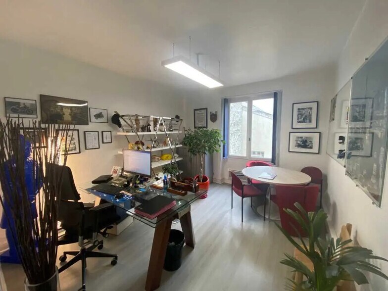 Bureau dans Puteaux à louer - Photo de l’immeuble – Image 2 sur 10