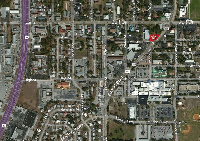 5425 Grand Blvd, New Port Richey, FL à vendre - Photo principale – Image 1 sur 5