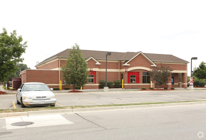 45135-45145 Ford Rd, Canton Township, MI à louer - Photo de l’immeuble – Image 2 sur 2