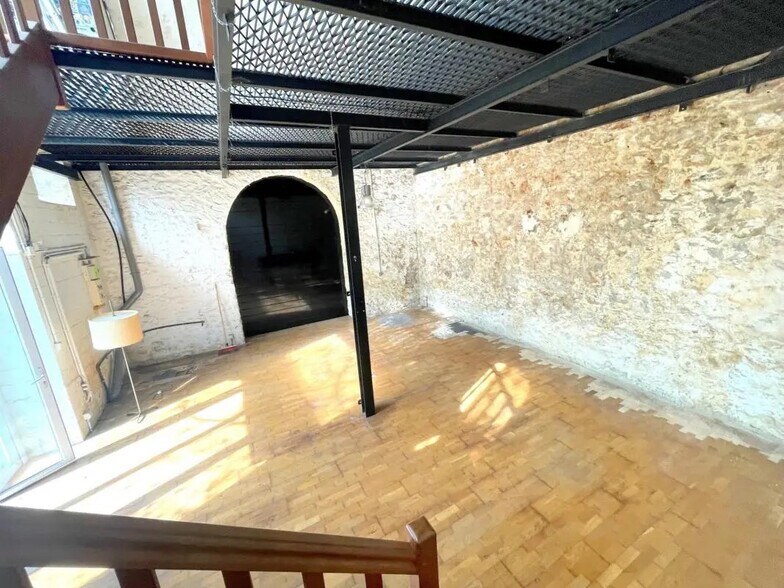 Local commercial dans Le Pecq à vendre - Photo intérieure – Image 2 sur 10