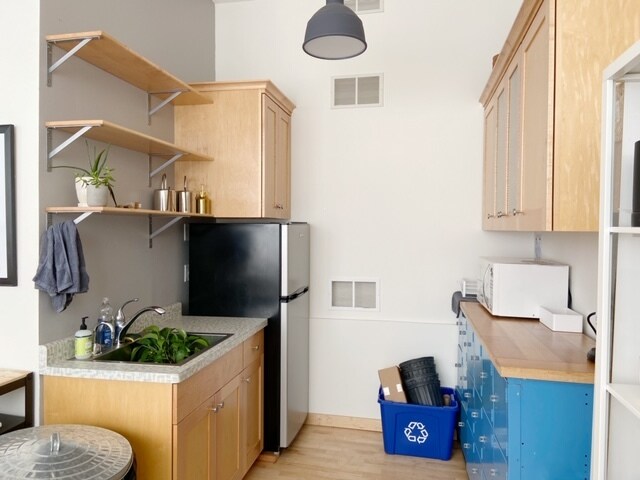 702 E Johnson St, Madison, WI à vendre - Photo intérieure – Image 2 sur 8