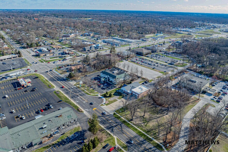 3020 N McCord Rd, Toledo, OH à vendre - Photo de l’immeuble – Image 2 sur 4