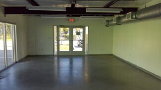 Plus de détails pour 2100 SW Gatlin Blvd, Port Saint Lucie, FL - Bureau à louer