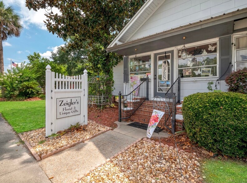 402 N Jefferson St, Perry, FL à vendre - Photo de l’immeuble – Image 2 sur 18
