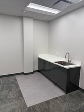 601 S Milliken Ave, Ontario, CA à louer Photo intérieure– Image 2 sur 8