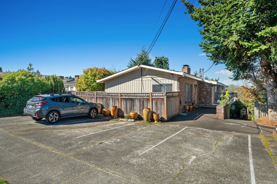 324 3rd Ave S, Edmonds, WA à vendre - Photo de l’immeuble – Image 2 sur 16