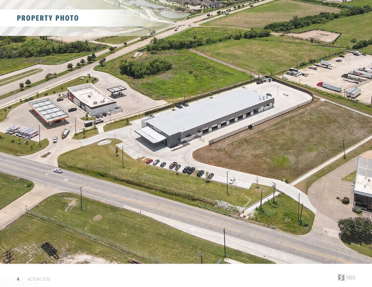 1100 S Main St, Mansfield, TX à vendre - Photo de l’immeuble – Image 3 sur 9