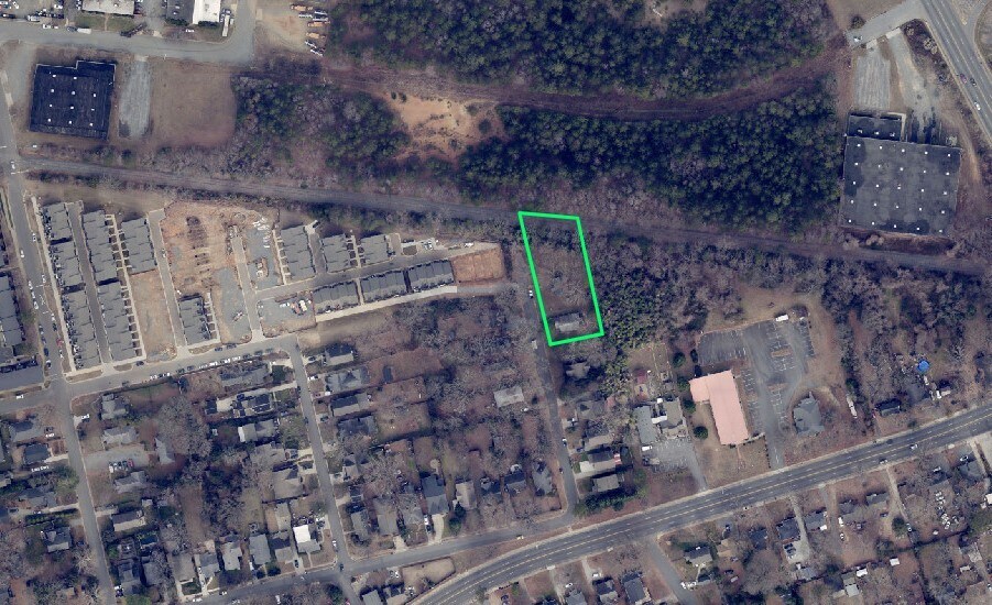 905 Sweetbriar St, Charlotte, NC à vendre - Photo de l’immeuble – Image 2 sur 3