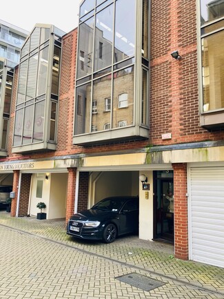 Plus de détails pour 3 Crescent Stables, Londres - Bureau à vendre