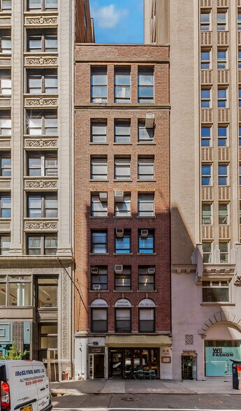 13 E 37th St, New York, NY à vendre - Photo de l’immeuble – Image 2 sur 8