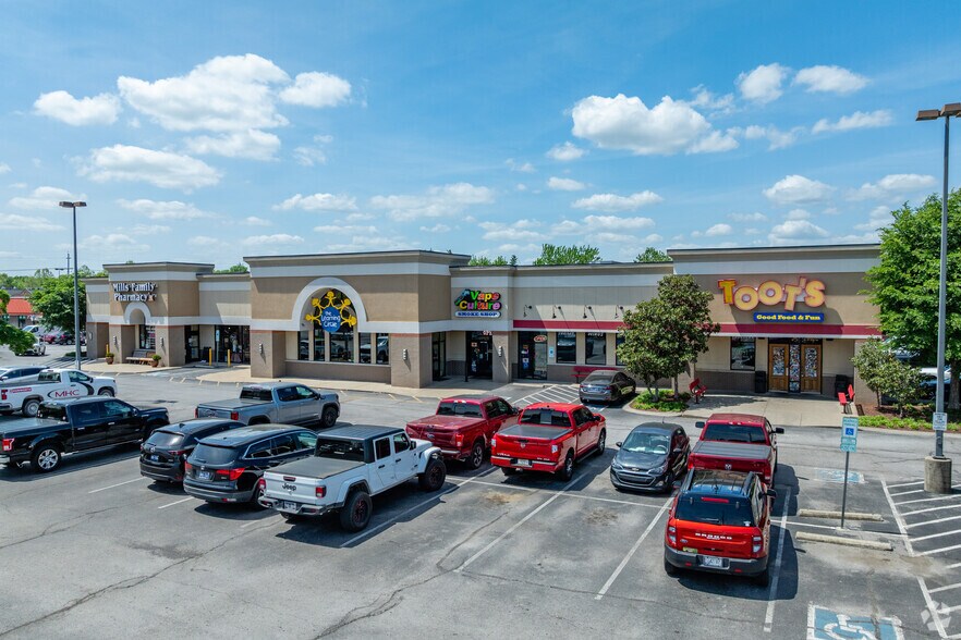 2992-2994 S Church St, Murfreesboro, TN à louer - Photo principale – Image 1 sur 5