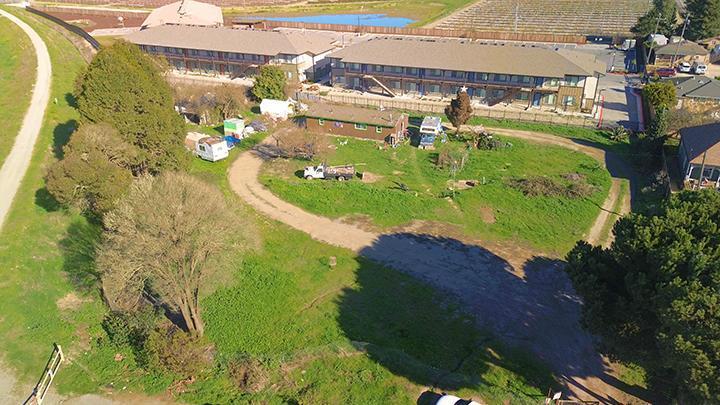 124 Gonda St, Royal Oaks, CA à vendre - Photo de l’immeuble – Image 2 sur 15