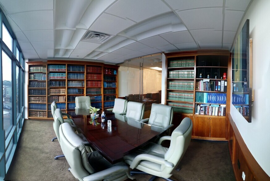 1629 Sheepshead Bay Rd, Brooklyn, NY à louer - Photo intérieure – Image 3 sur 11