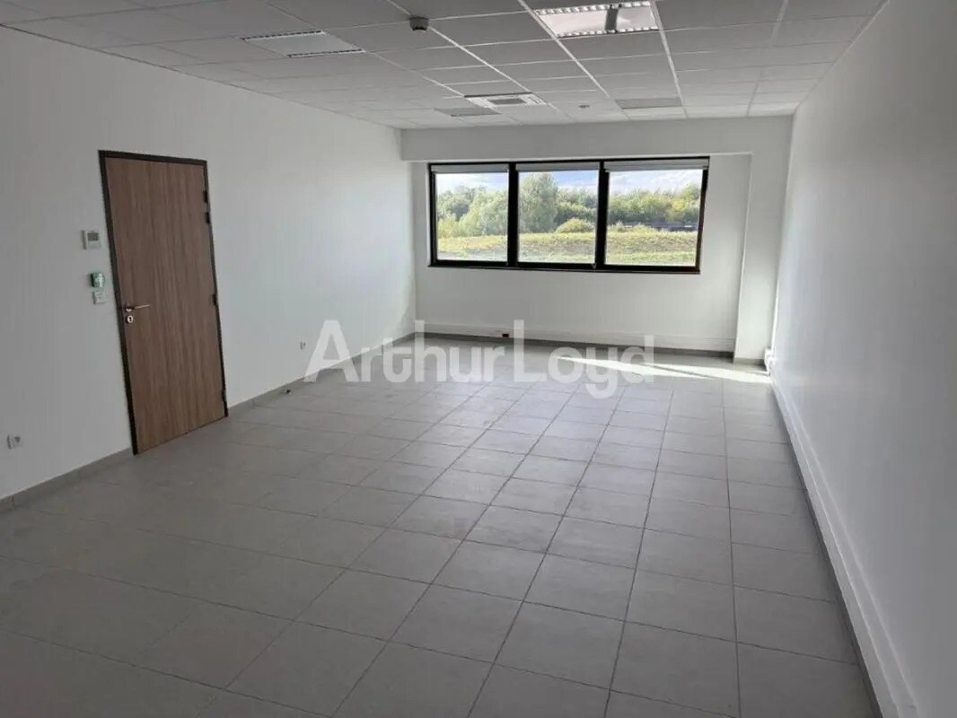 Bureau dans Onnaing à louer Photo intérieure– Image 1 sur 6