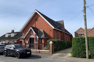 Plus de détails pour 10 Common Rd, York - Spécialisé à vendre