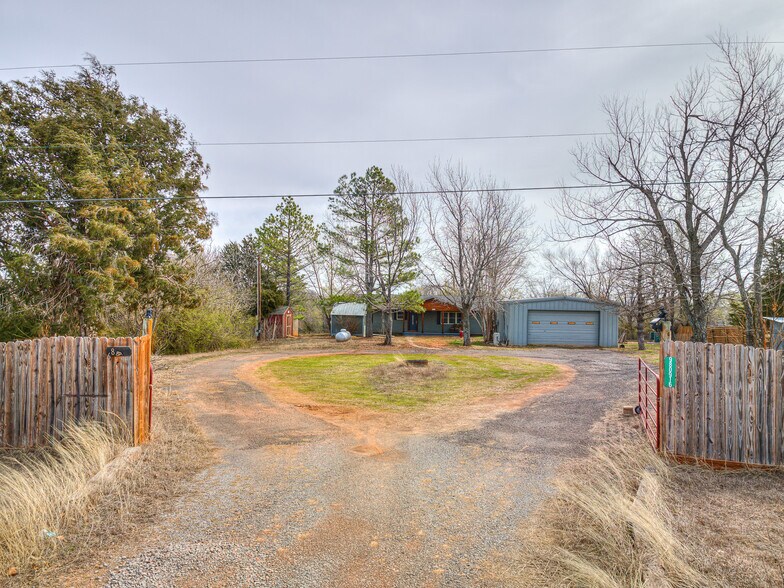 980916 S Highway 18, Chandler, OK à vendre - Photo de l’immeuble – Image 3 sur 45