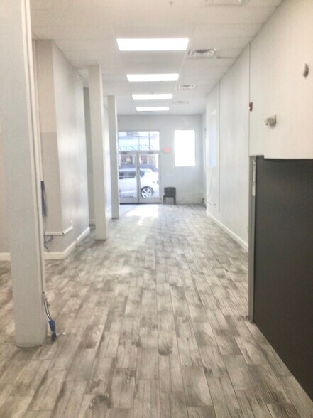 912 Bergenline Ave, Union City, NJ à louer - Photo intérieure – Image 2 sur 14